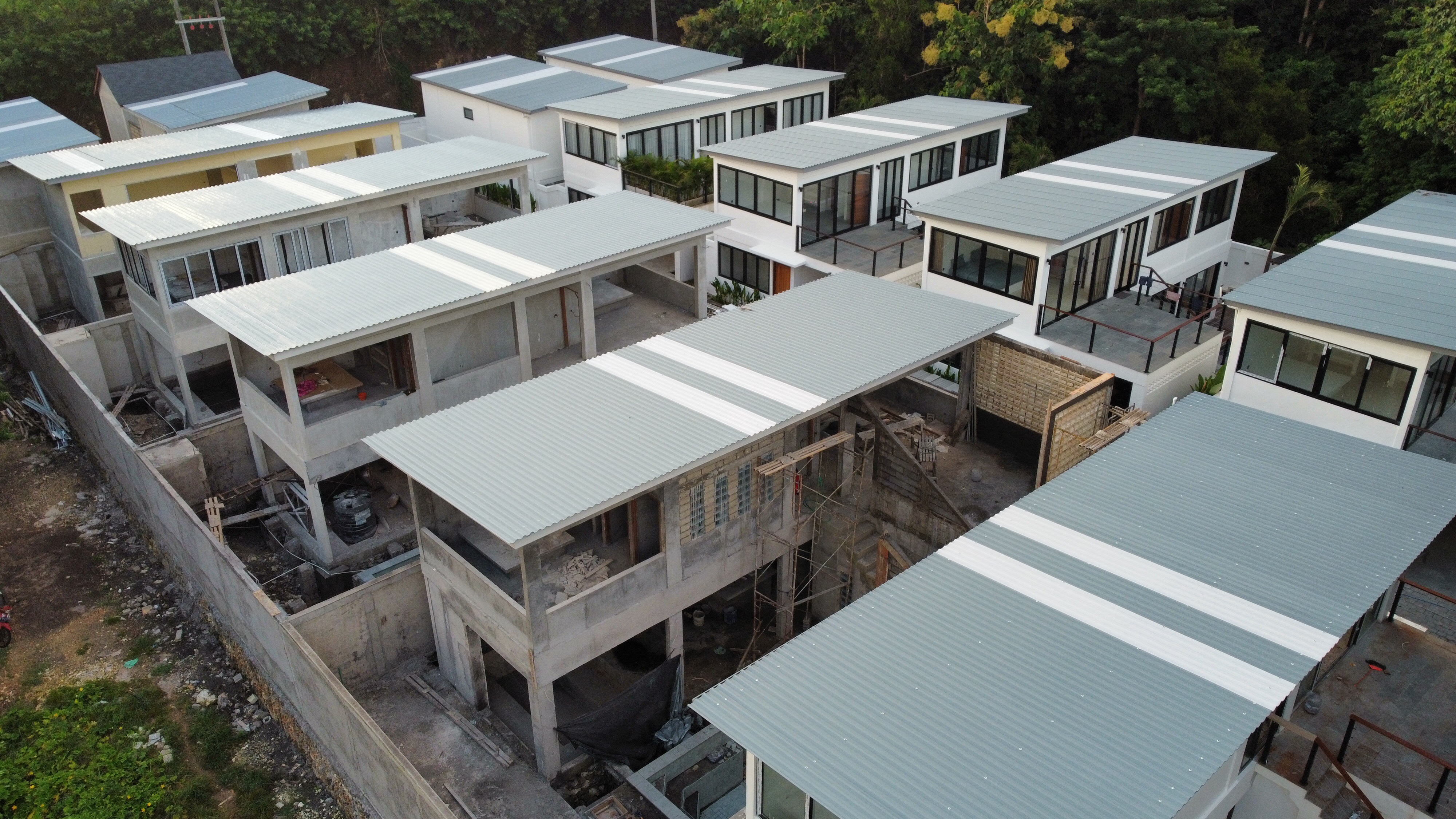 Proyek Jasa Cat & Finishing Villa Mewah Bali – Sofia Wood Finishing